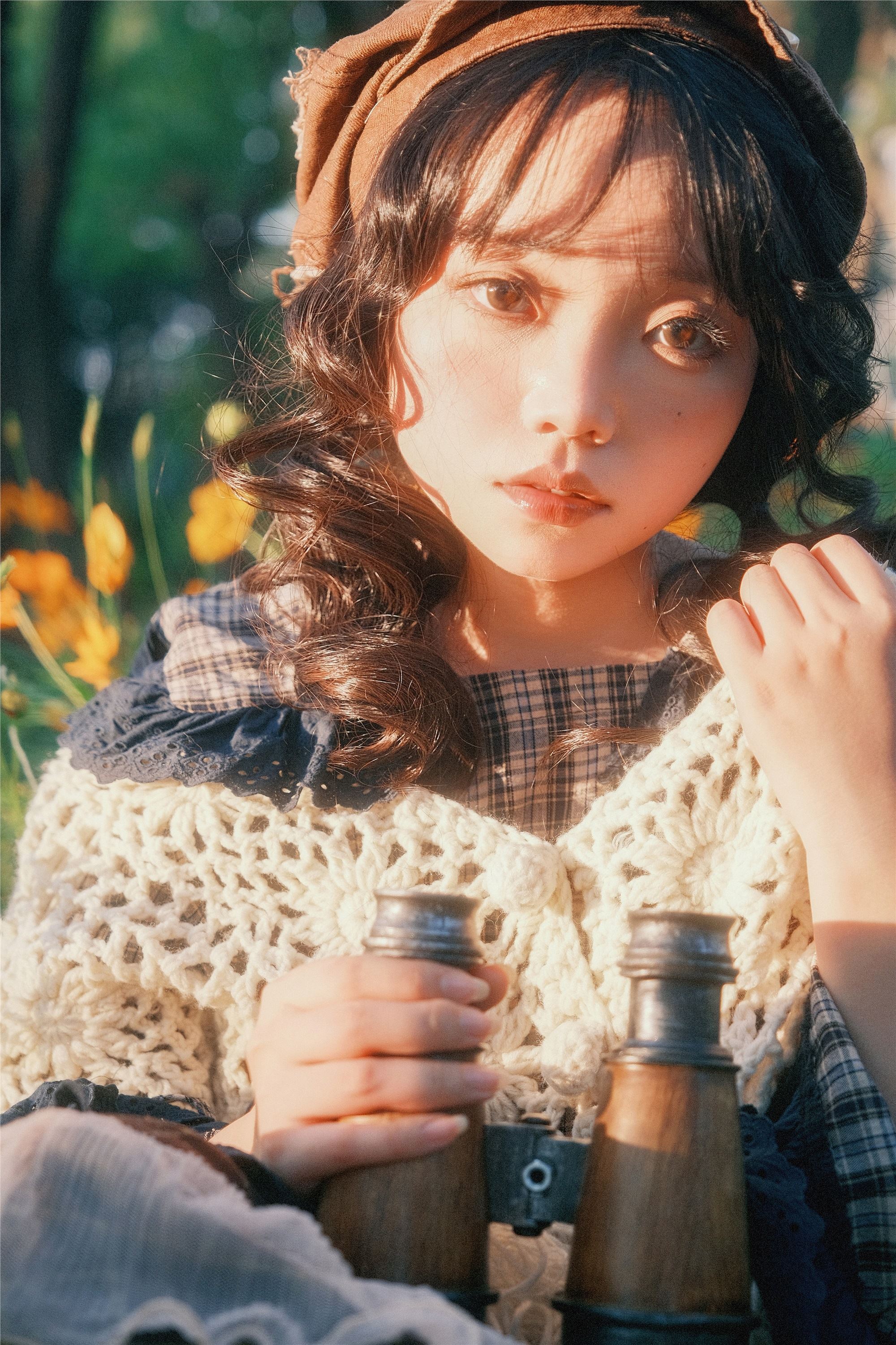 YITUYU 艺图语 2025.03.12 秋天才刚有风景 贝贝不睡觉